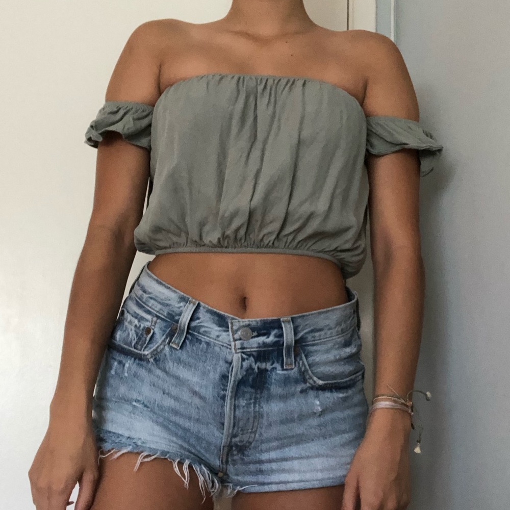 Forever 21 > Off the Shoulder Top